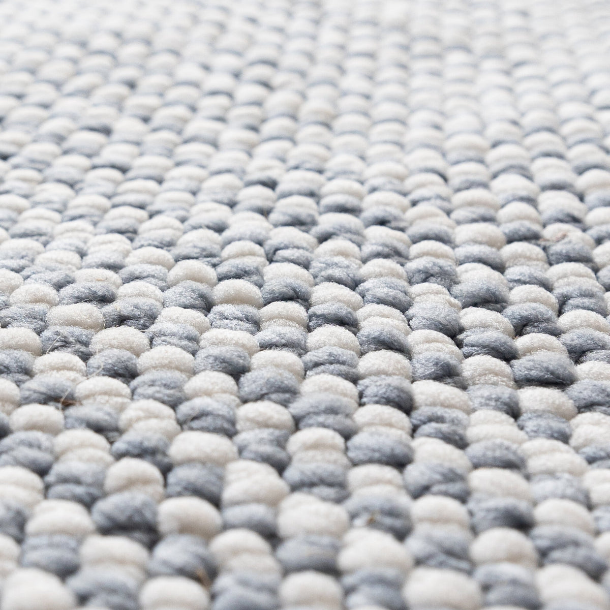 Sustainable Low-Pile Rug - Lykke Light Blue