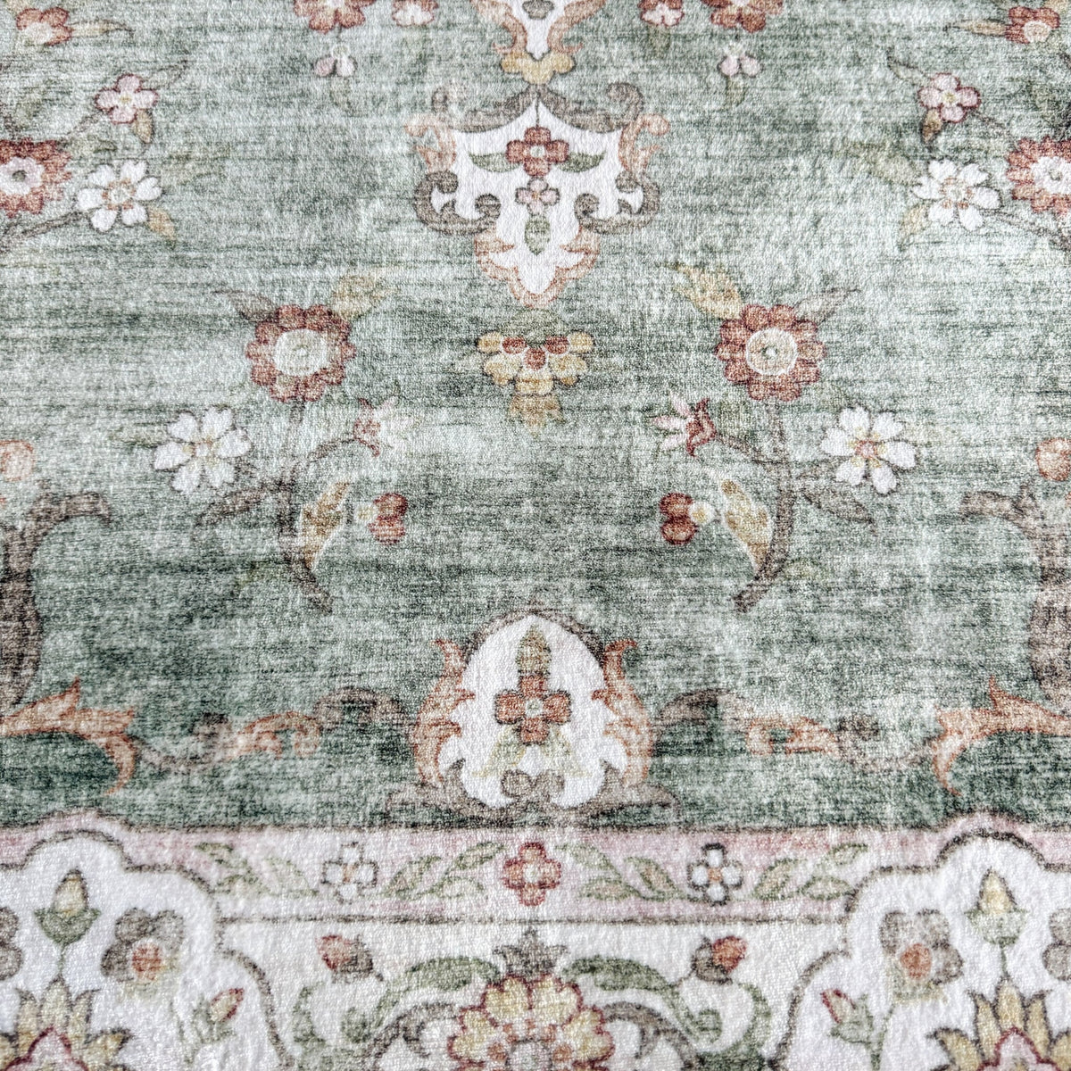 Vintage rug – Ember Medallion Green