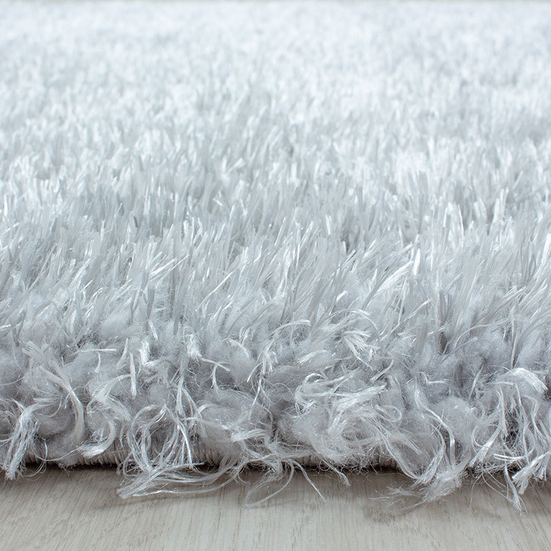 High-Pile Floor Rug - Blushy Light Gray