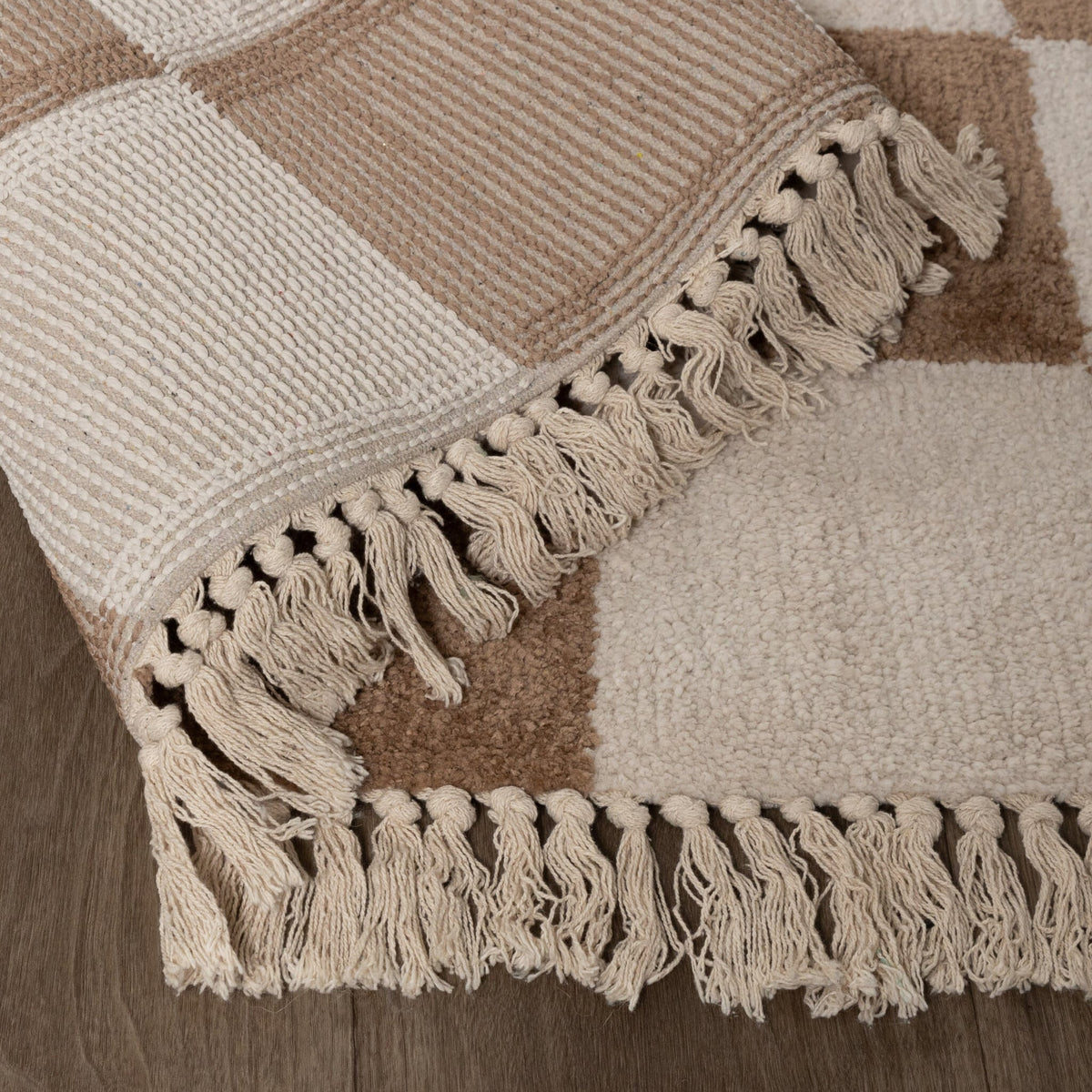 Checkerboard Rug - Blox Fringe Beige