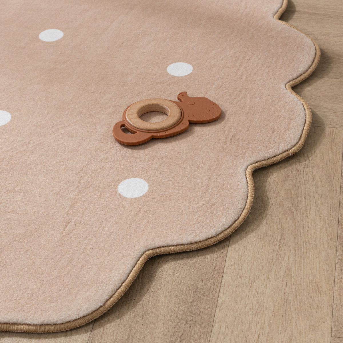 Round Kids Room Rug - Cloudy Dots Beige