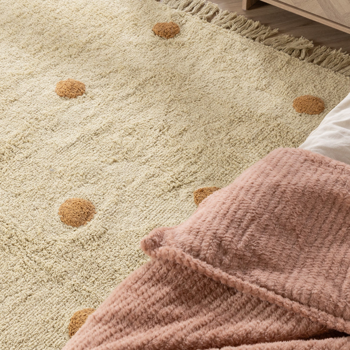 Kids’ Room Rug – Lou Dots Yellow