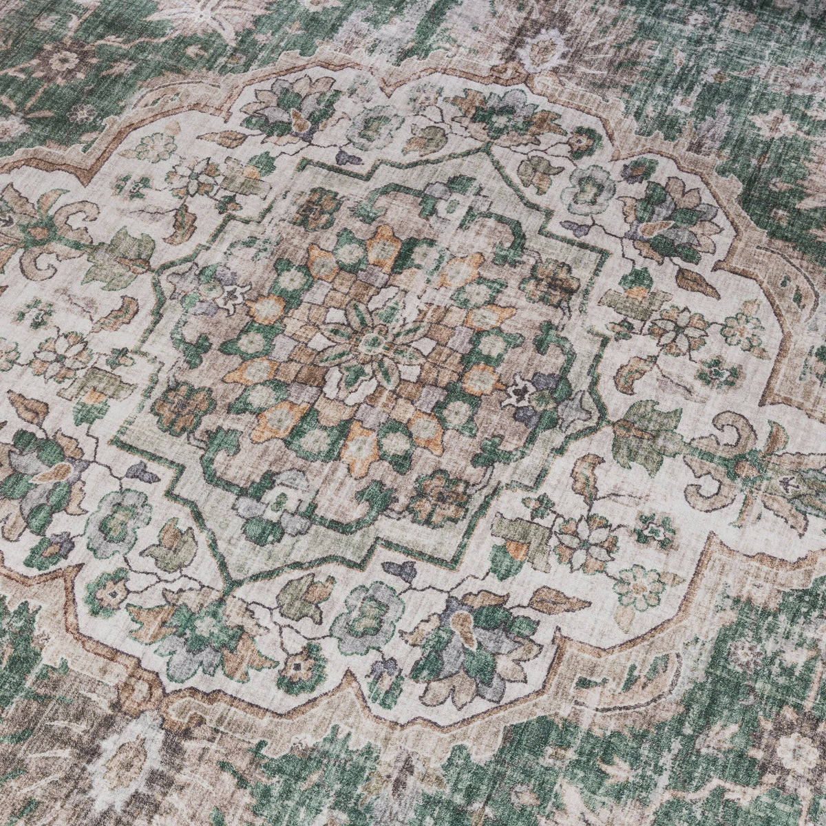Oriental Rug - Leyla Medallion Green