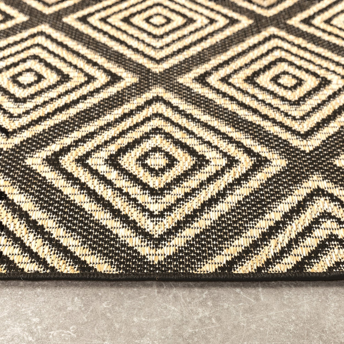 Outdoor Rug - Brava Black
