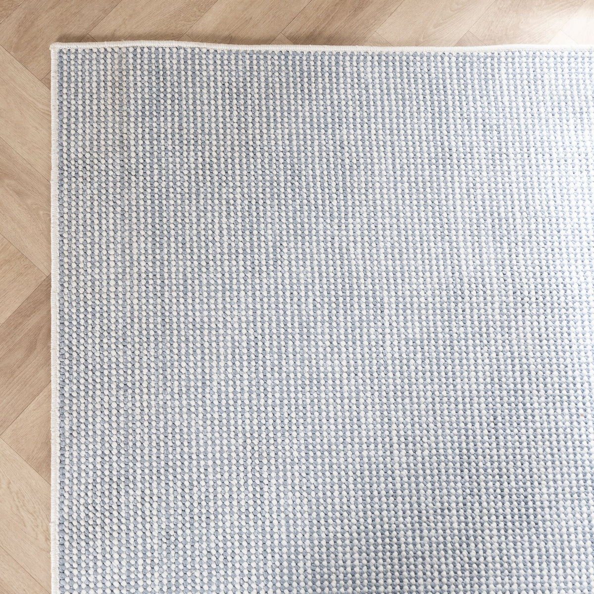 Sustainable Low-Pile Rug - Lykke Light Blue