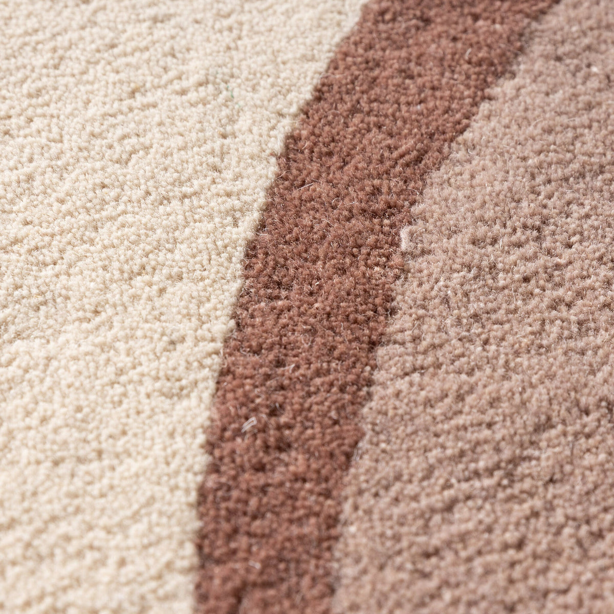 Round Wool Rug – Vienna Pink