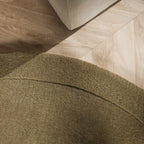 Organic rug - Isara Border Olijfgroen